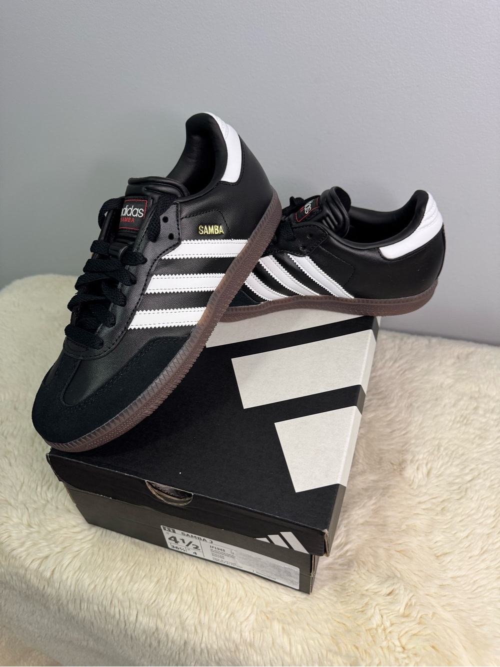 adidas Samba Kids - Size 4.5